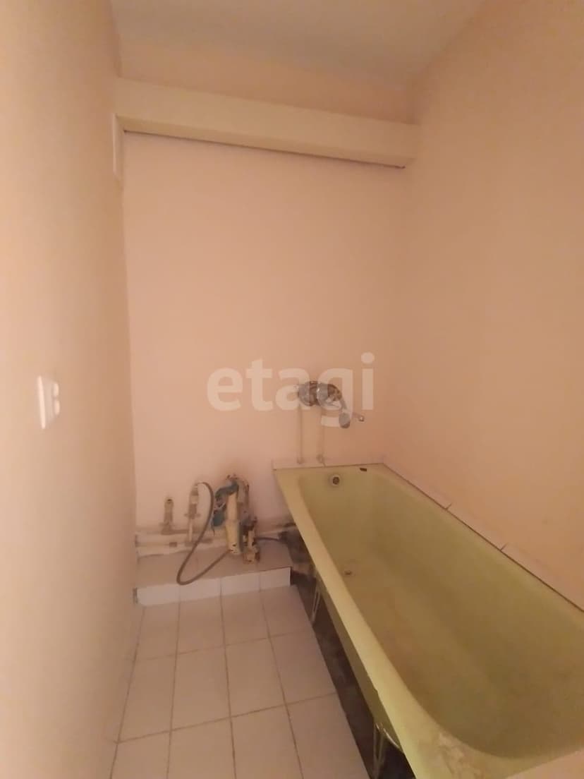 2 комн., 65 м², Инд. планировка 8