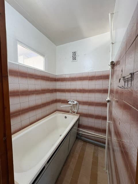 2 комн., Блочный, 31 школа 8