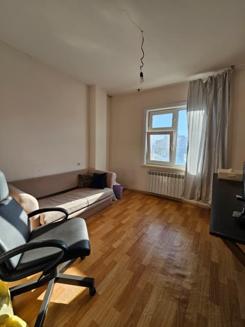 3 комн., 97 м², Блочный, Сайсары 8