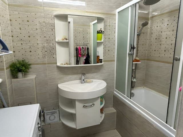 2 комн., 60 м², Монолитно-каркасный, Гимеин 13