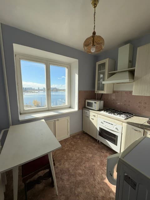 2 комн., Блочный, 31 школа