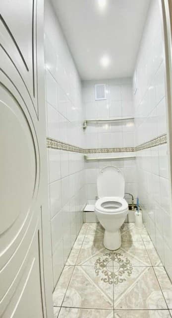 3 комн., 71 м², Блочный, Глазная больница 19