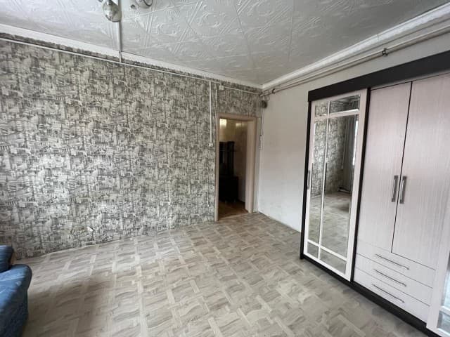 2 комн., 43 м², Дерев. б/у, Авиагруппа 3