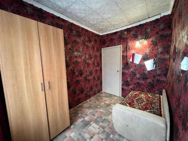 2 комн., 43 м², Дерев. б/у, Авиагруппа 5