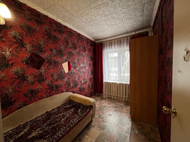 2 комн., 43 м², Дерев. б/у, Авиагруппа 4