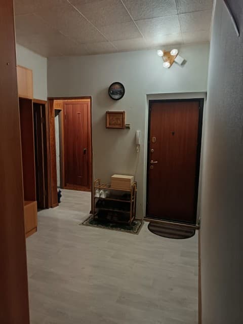 3 комн., 77 м², 112 серия, Крестьянский рынок, стадион "Туймаада" 14