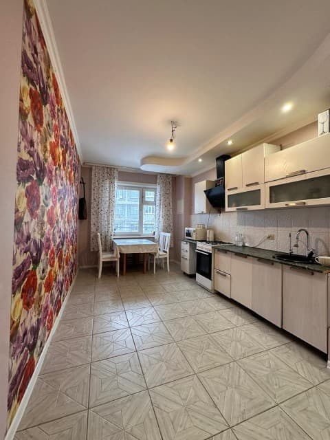 2 комн., 68 м², Монолитно-каркасный, Вилюйский тракт 3