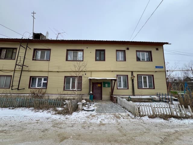 2 комн., 43 м², Дерев. б/у, Авиагруппа 11