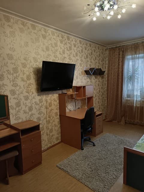 3 комн., 77 м², 112 серия, Крестьянский рынок, стадион "Туймаада" 7