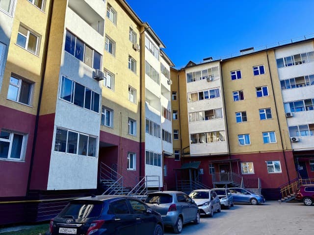 1 комн., 37 м², Блочный, 17 квартал 2