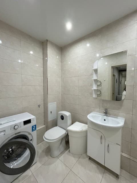 1 комн., 40 м², Монолитно-каркасный, Автодорожная 11