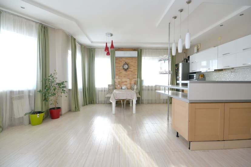 3 комн., 110 м², Инд. планировка 3