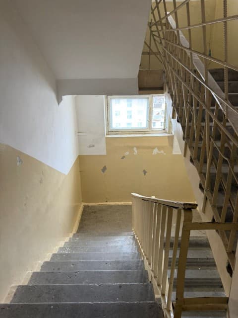 3 комн., 79 м², Блочный, Кинотеатр Лена 8