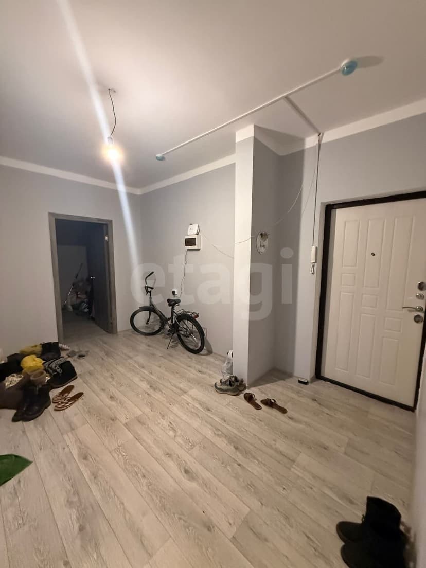 4 комн., 91 м², Монолитно-каркасный 9