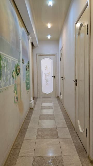 3 комн., 94 м², Блочный, Апельсин 10