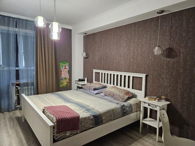 3 комн., Монолитно-каркасный, Автовокзал 8