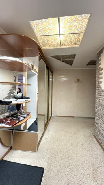 3 комн., 100 м², Блочный, ТЦ "Олонхо" 10