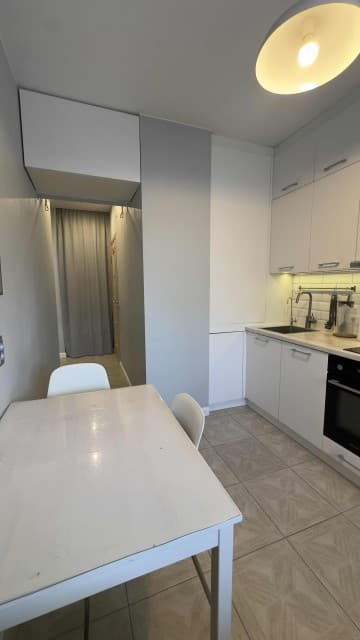 1 комн., 37 м², Блочный, Кинотеатр Лена 16