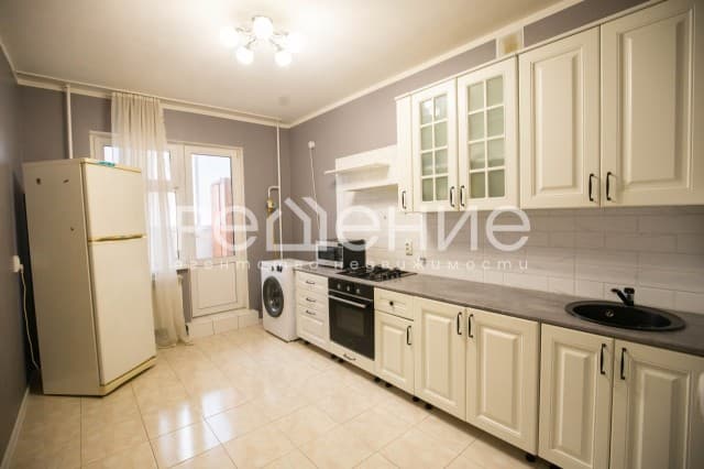 1 комн., 41 м², Монолитно-каркасный, Областная больница, рынок "Манньыаттаах"