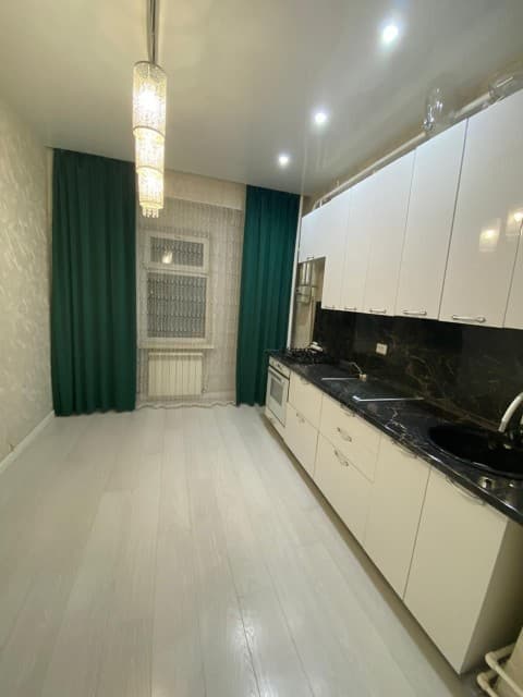 1 комн., 37 м², Монолитно-каркасный, Кинотеатр Лена 4