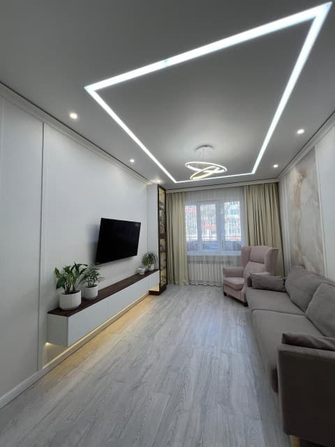 4 комн., 93 м², Блочный, Вилюйский тракт 3