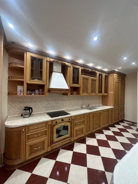 2 комн., 90 м², Инд. планировка, Дом быта 4