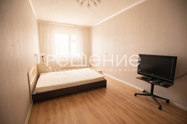 1 комн., 41 м², Монолитно-каркасный, Областная больница, рынок "Манньыаттаах" 4