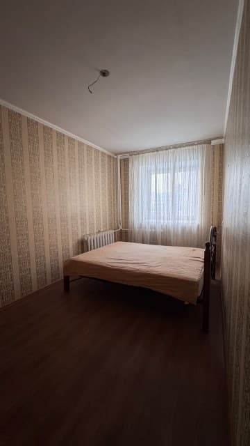 4 комн., 95 м², Инд. планировка, Центр - район пл. Орджоникидзе