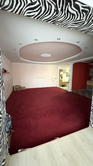 3 комн., 100 м², Блочный, ТЦ "Олонхо" 4