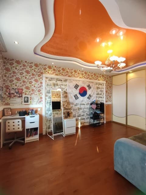 3 комн., Блочный, 31 школа 8