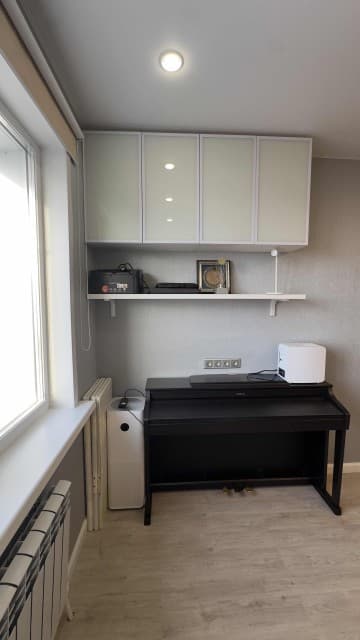 1 комн., 37 м², Блочный, Кинотеатр Лена 4