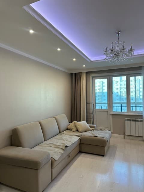 3 комн., 88 м², Монолитно-каркасный, Центр - район пл. Комсомольская 5