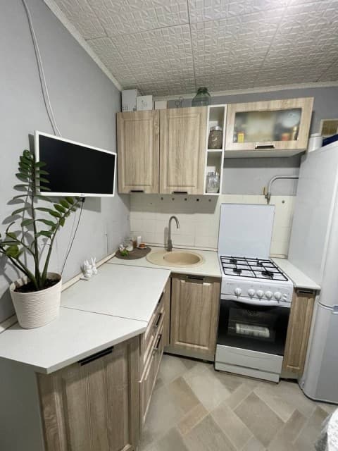 1 комн., 30 м², Блочный, ТЦ "Олонхо"