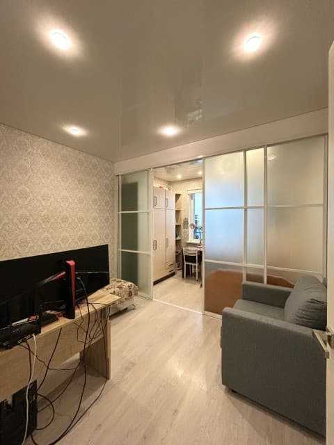 1 комн., 40 м², Монолитно-каркасный, Автодорожная 3