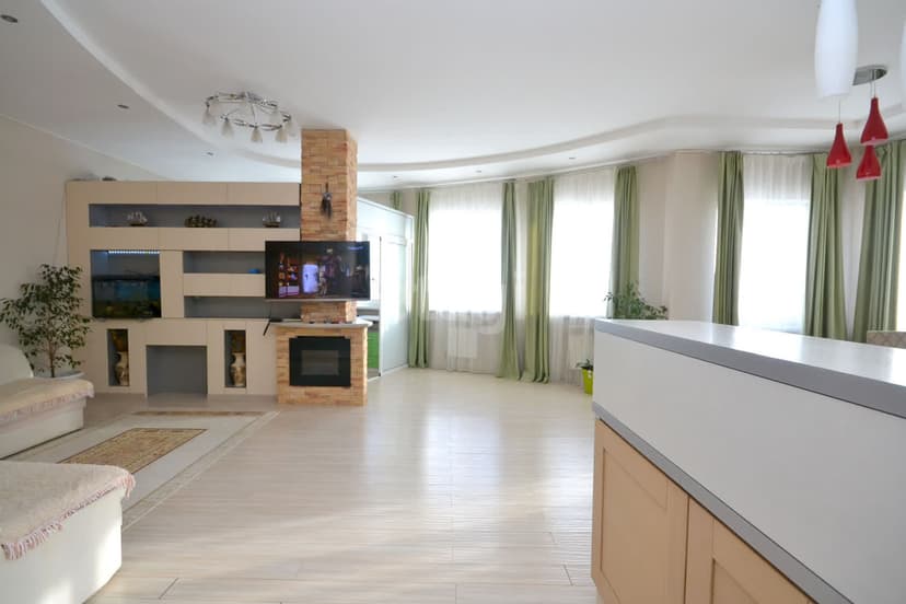 3 комн., 110 м², Инд. планировка 2