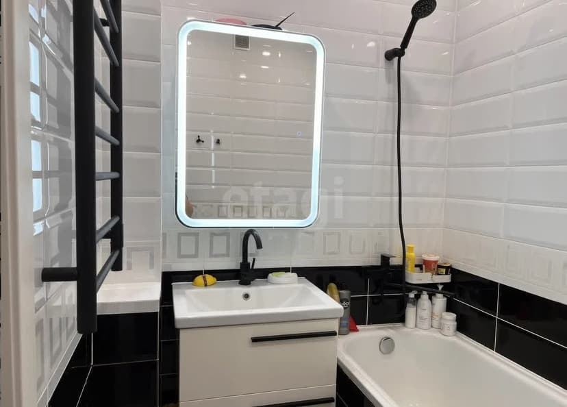 2 комн., 76 м², Монолитно-каркасный 3