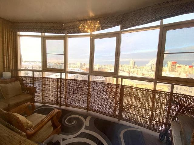 3 комн., 119 м², Инд. планировка, Центр - район пл. Орджоникидзе 10