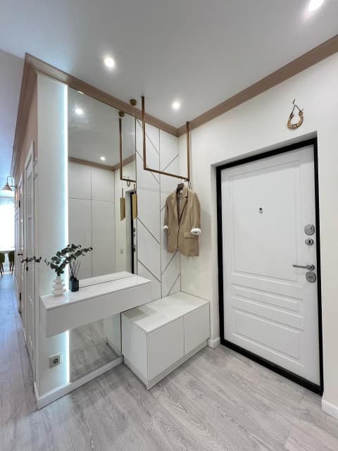 4 комн., 93 м², Блочный, Вилюйский тракт 12