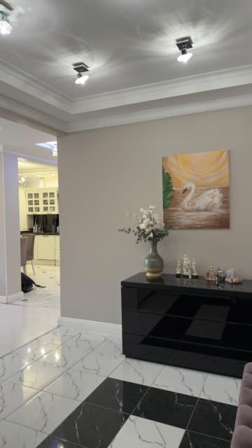 3 комн., 88 м², Монолитно-каркасный, Центр - район пл. Комсомольская 10