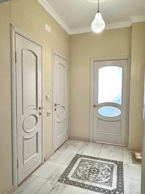 2 комн., 77 м², 112 серия, Областная больница, рынок "Манньыаттаах" 3