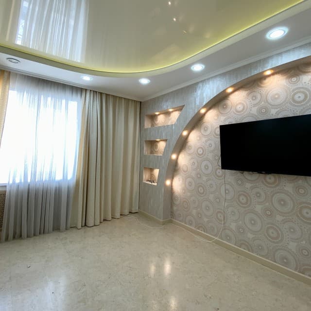 1 комн., Блочный, Центр - район пл. Дружбы 5