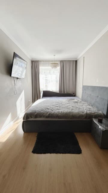 Больше 4 комн., 125 м², Инд. планировка, Областная больница, рынок "Манньыаттаах" 10