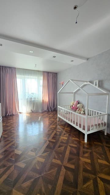 3 комн., 94 м², Блочный, Апельсин 11