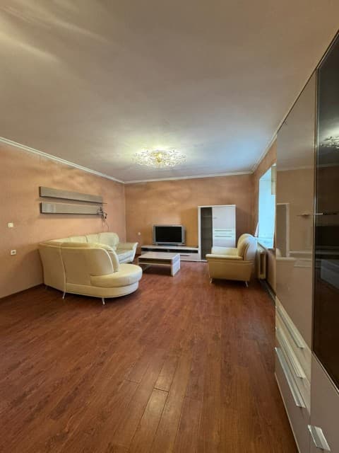 3 комн., 84 м², Блочный, Сахацирк