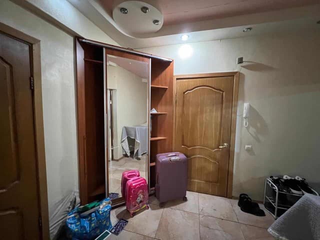 2 комн., 60 м², Блочный, Площадь Победы 8