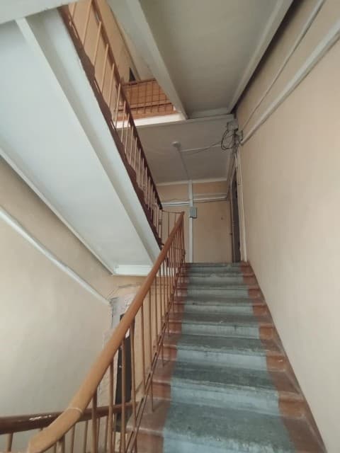 3 комн., 79 м², Сталинка, Центр - район пл. Орджоникидзе 12