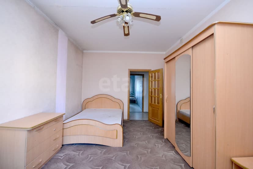 3 комн., 77 м², Инд. планировка 2