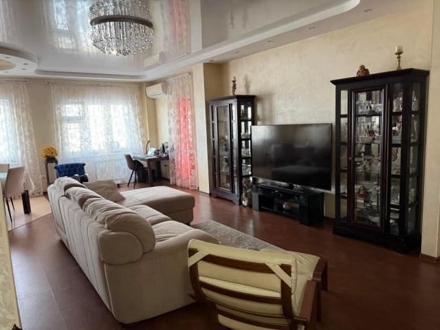 4 комн., 124 м², Монолитно-каркасный, Центр - район пл. Орджоникидзе 3