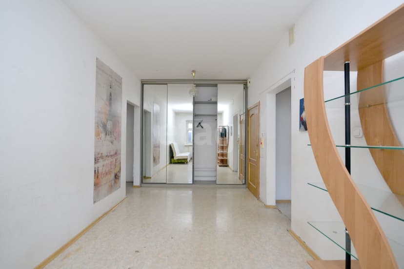 3 комн., 77 м², Инд. планировка 4