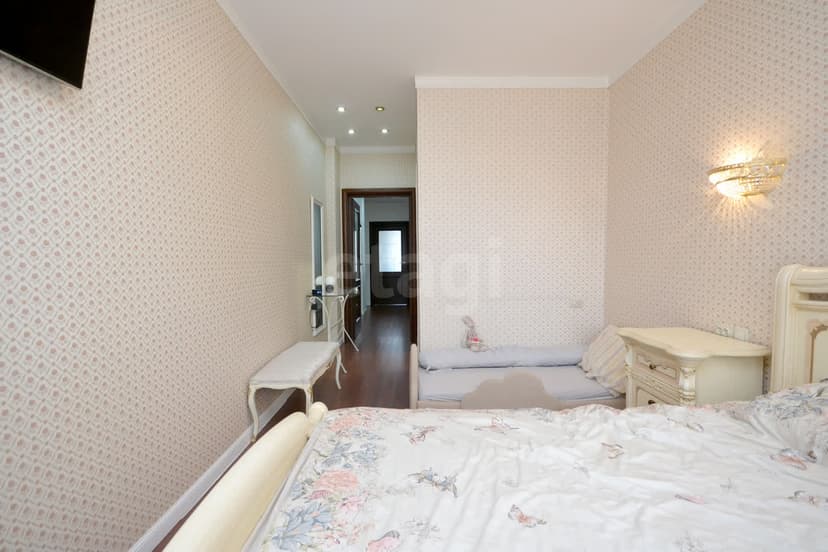 3 комн., 81 м², Монолитно-каркасный 3